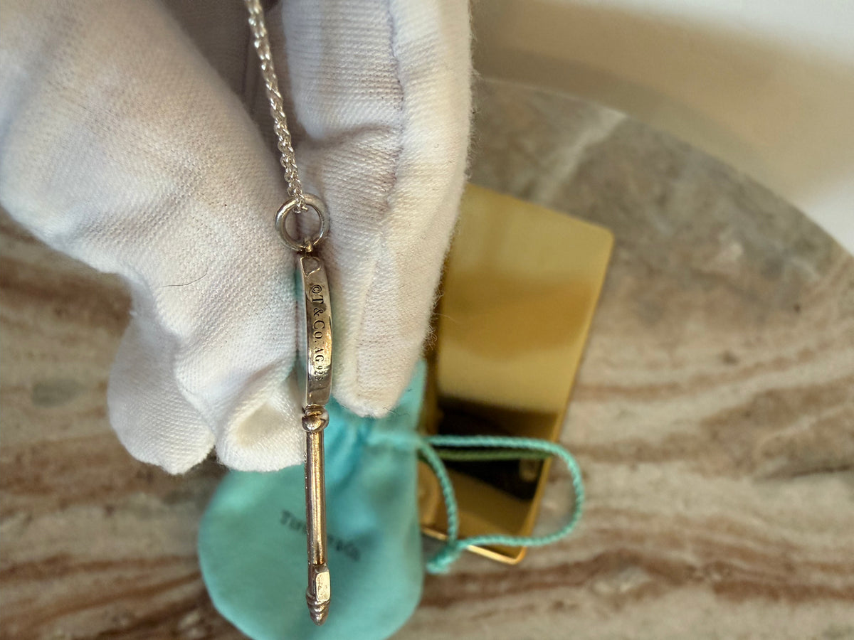 Tiffany & Co. Return to Tiffany® Heart Key – Tiffany Blue