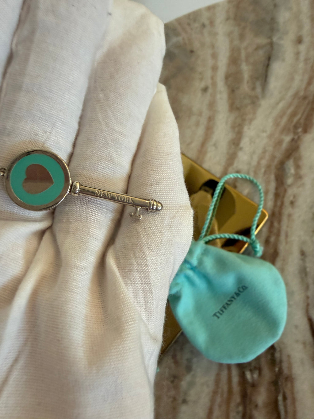 Tiffany & Co. Return to Tiffany® Heart Key – Tiffany Blue
